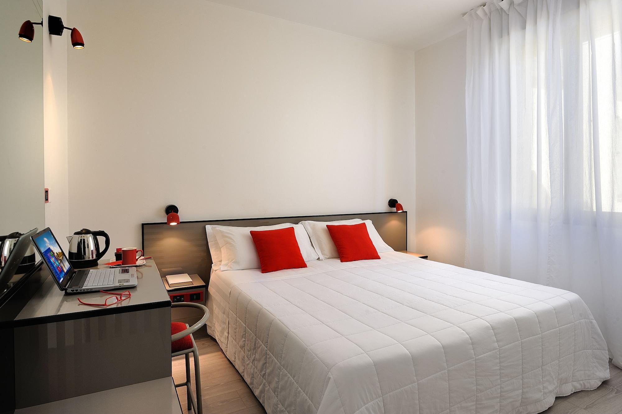 Hotel Boemia Riccione Exterior photo