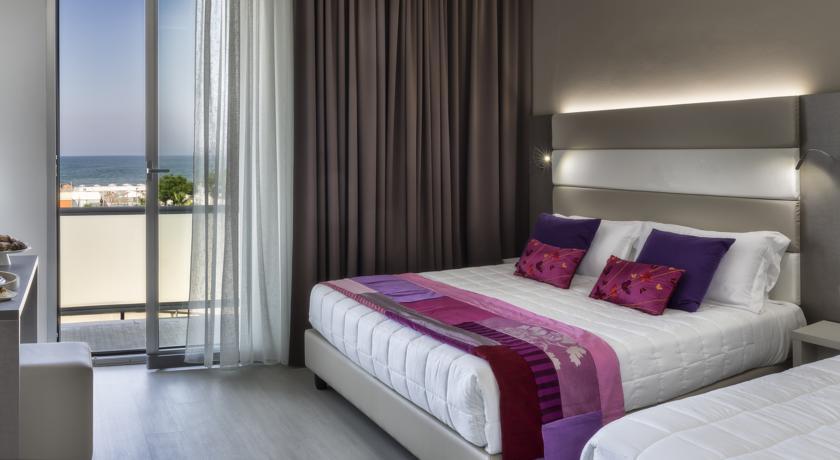 Hotel Boemia Riccione Exterior photo