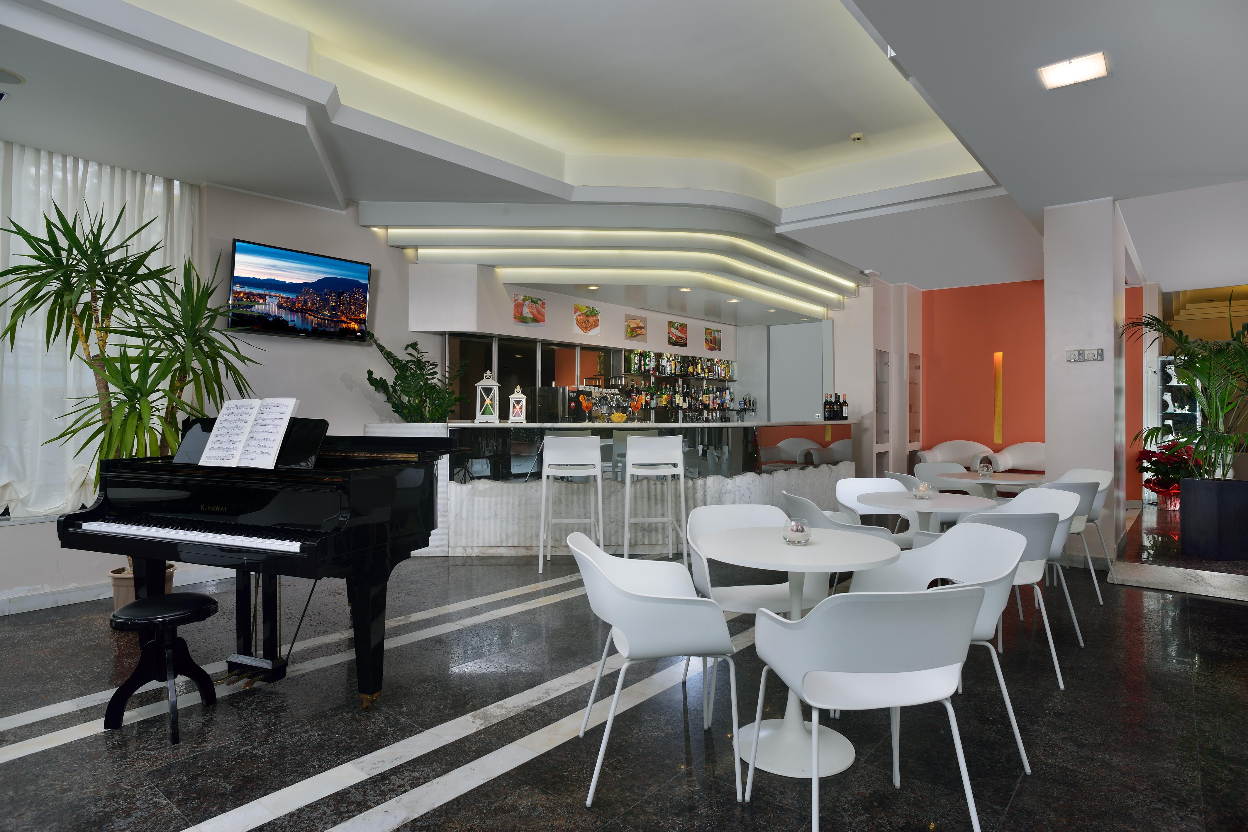 Hotel Boemia Riccione Exterior photo