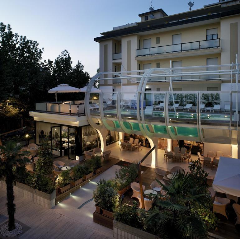 Hotel Boemia Riccione Exterior photo