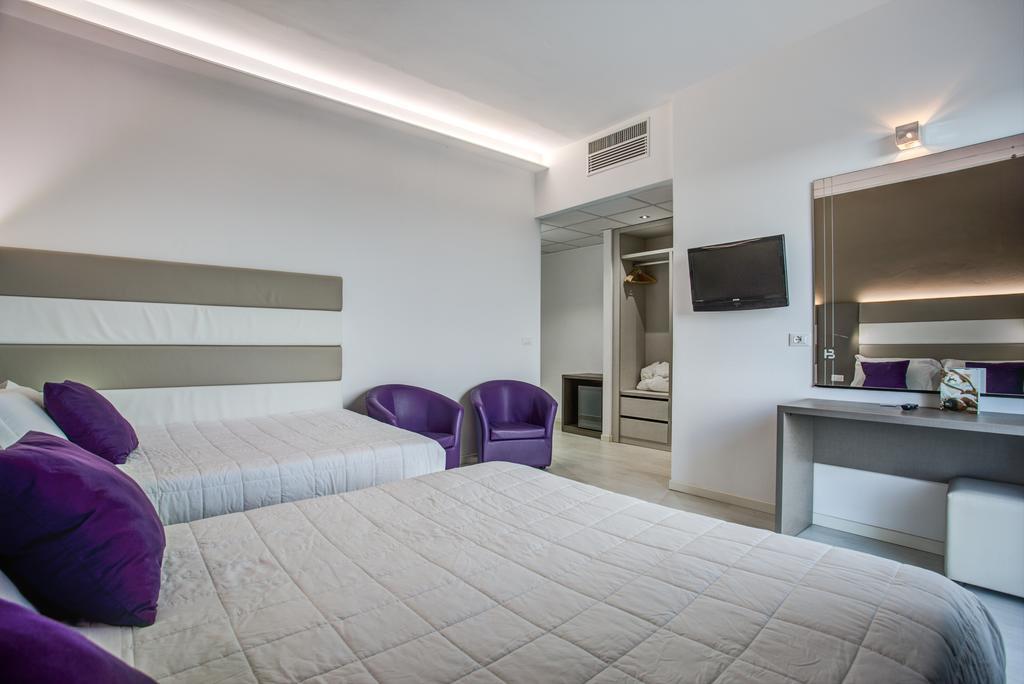 Hotel Boemia Riccione Exterior photo